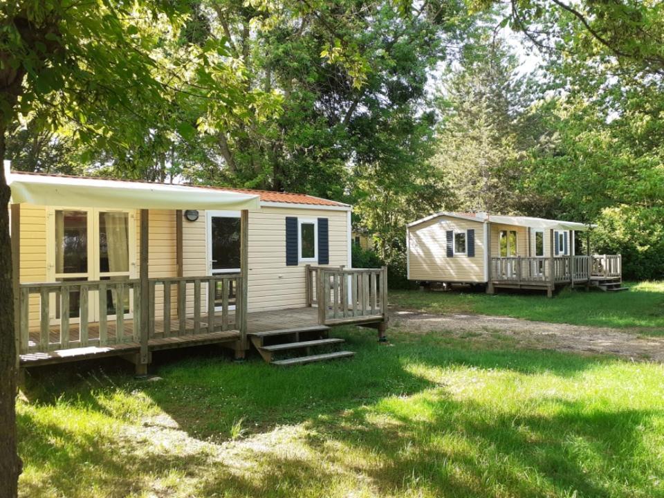 Camping Le Vallage Attigny Dış mekan fotoğraf