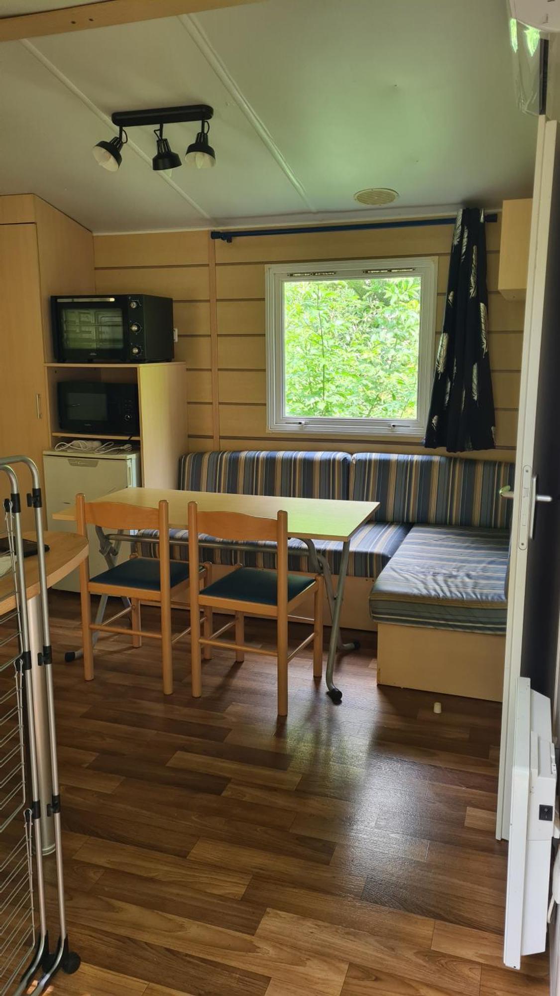Camping Le Vallage Attigny Dış mekan fotoğraf
